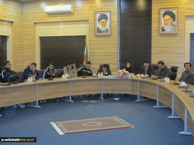 برگزاری جلسه توجیهی دانشجویان جدیدالورود آموزشکده  18