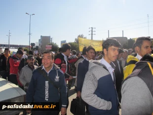 حضور دانشجویان و همکاران در مراسم راهپیمایی 13 آبان 10