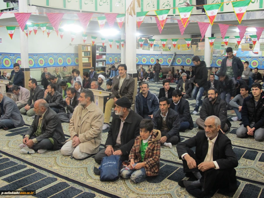 مراسم جشن انقلاب در مسجد جامع صفادشت 4