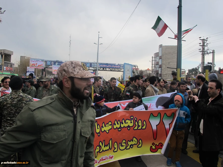 مراسم راهپیمایی 22 بهمن ماه در شهر صفادشت 15