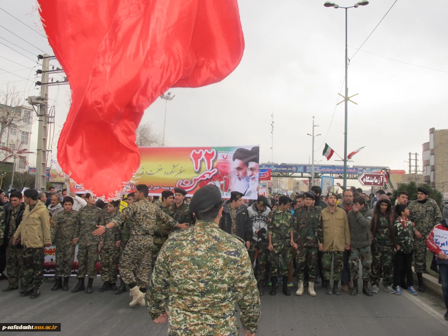 مراسم راهپیمایی یوم الله 22 بهمن در شهر صفادشت 13