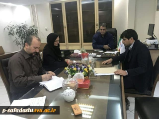جلسه رئیس آموزشکده با جناب آقای دکتر مولایی مدیرکل آموزش وزارت ورزش و جوانان