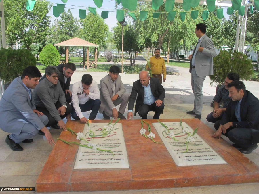 مراسم بازدید ریاست محترم دانشگاه فنی و حرفه ای کشور
از آموزشکده تربیت بدنی امام علی(ع) صفادشت و آموزشکده کشاورزی صفادشت 12