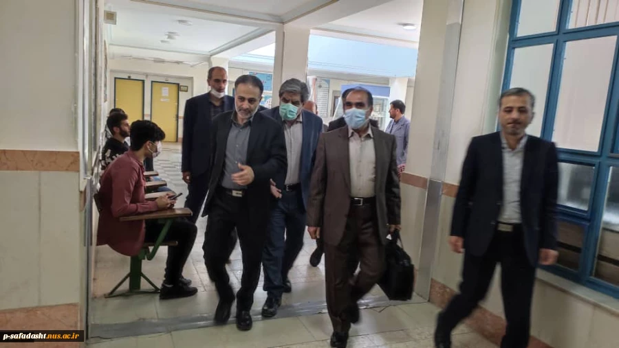بازدید میدانی هیئت رئیسه دانشگاه از بخش‌های مختلف دانشگاه فنی و حرفه‌ای استان قم
 6