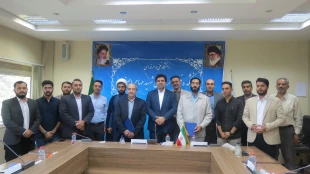 با حضور دکتر خسرویان صورت گرفت؛ افتتاح پژوهشکده شهید عباس دانشگر در دانشکده فنی و حرفه‌ای شهید مهاجر اصفهان 5
با حضور دکتر خسرویان صورت گرفت؛
افتتاح پژوهشکده شهید عباس دانشگر در دانشکده فنی و حرفه‌ای شهید مهاجر اصفهان 11