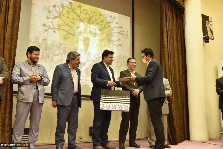 با حضور دکتر خسرویان؛ مراسم تجلیل از همکاران مقام‌آور ورزشی سازمان مرکزی دانشگاه فنی و حرفه‌ای برگزار شد 5
با حضور دکتر خسرویان؛
مراسم تجلیل از همکاران مقام‌آور ورزشی سازمان مرکزی دانشگاه فنی و حرفه‌ای برگزار شد 2