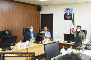 نشست صمیمی رئیس دانشگاه فنی و حرفه‌ای کشور با جمعی از ایثارگران دانشگاه
 2