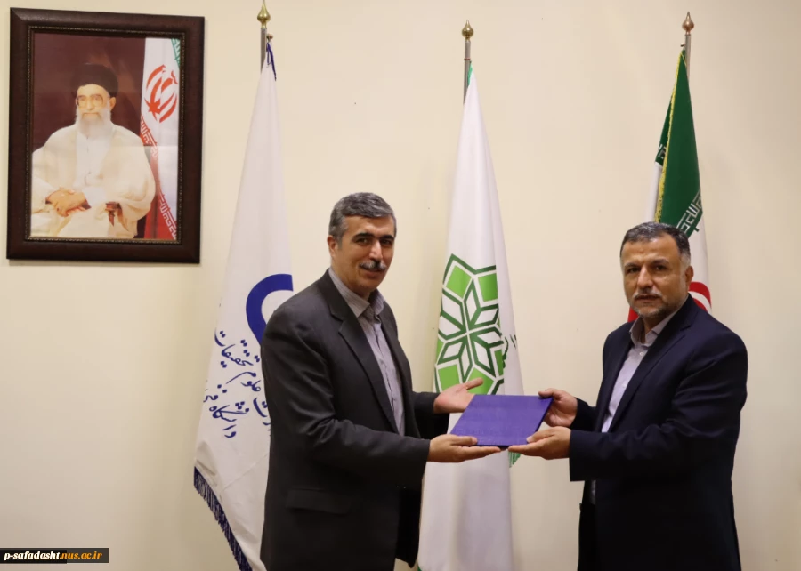 طی حکمی از سوی مهندس عبدی؛ سرپرست معاونت اداری، مالی و مدیریت منابع دانشکده فنی و حرفه‌ای انقلاب اسلامی تهران منصوب شد
 2
