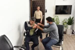 به همت اداره‌کل پشتیبانی و امور رفاهی دانشگاه صورت گرفت:
تزریق رایگان واکسن آنفولانزا به کارکنان سازمان مرکزی دانشگاه فنی و حرفه‌ای 6