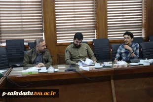 سرپرست دانشگاه فنی و حرفه ای واحد استان تهران در جلسه شورای فرهنگی عنوان کرد: دانشجوی بسیجی باید بصیرت و روحیه جهادی داشته باشد 2