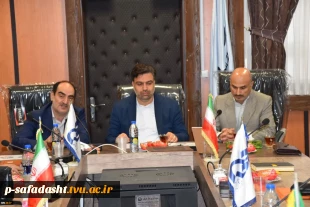 با حضور رئیس دانشگاه فنی و حرفه‌ای کشور در استان گیلان:
انعقاد دو تفاهم‌نامه همکاری بین دانشگاه فنی و حرفه‌ای با دانشگاه گیلان و پارک علم و فناوری استان 4