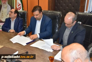 با حضور رئیس دانشگاه فنی و حرفه‌ای کشور در استان گیلان:
انعقاد دو تفاهم‌نامه همکاری بین دانشگاه فنی و حرفه‌ای با دانشگاه گیلان و پارک علم و فناوری استان 9