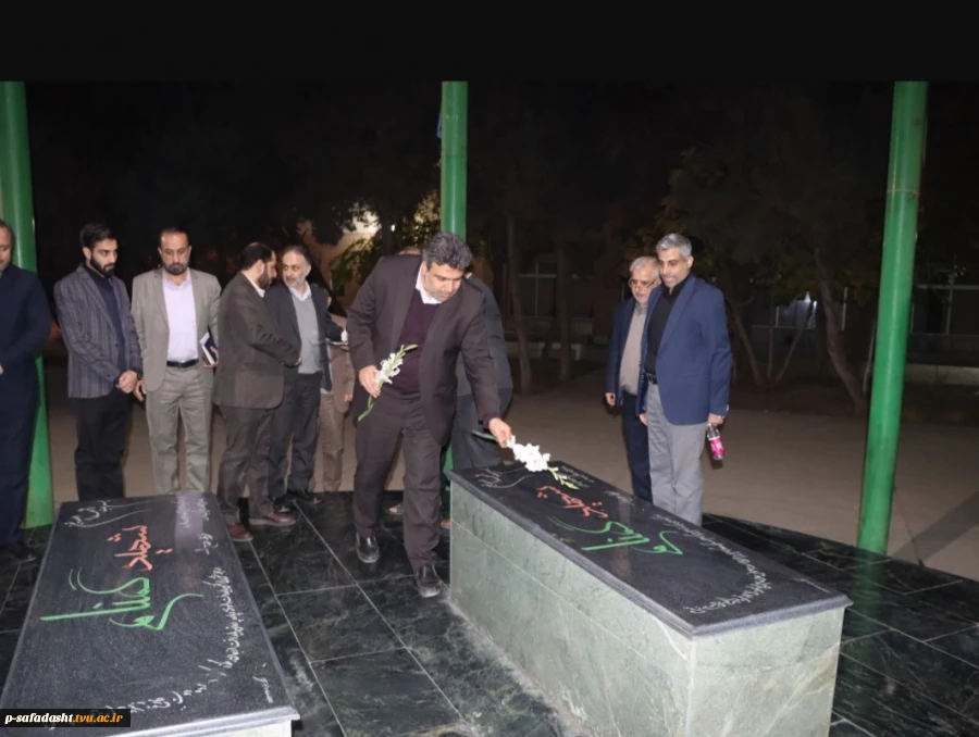 برگزاری مراسم گرامیداشت روز دانشجو با حضور جمعی از دانشجویان و اعضای انجمن‌ها و تشکل‌های دانشجویی به میزبانی دانشگاه فنی و حرفه ای واحد استان تهران در محل دانشکده فنی و حرفه‌ای انقلاب اسلامی 8