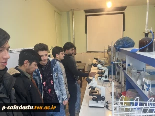 ‌برگزاری رویداد «روز باز دانشکده» از آزمایشگاه ها و کارگاه های مرکز به مناسبت هفته جهانی کارآفرین 3