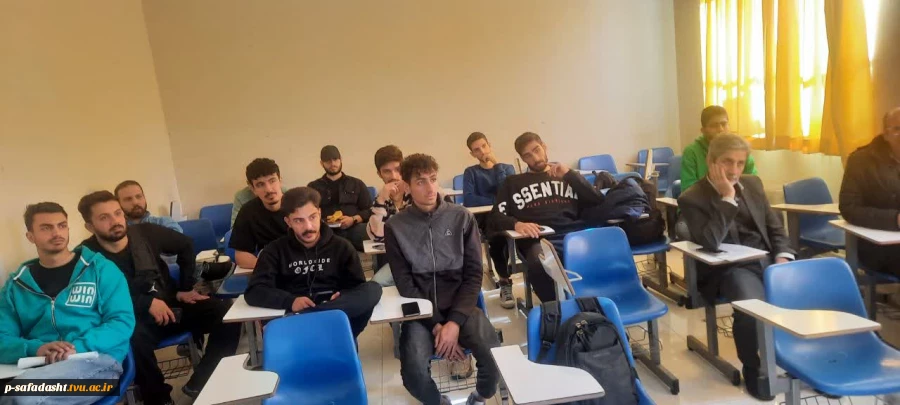 کارگاه آموزشی روش های درمان ایدز و هپاتیت، راه های پیشگیری و راه های انتقال آن 4