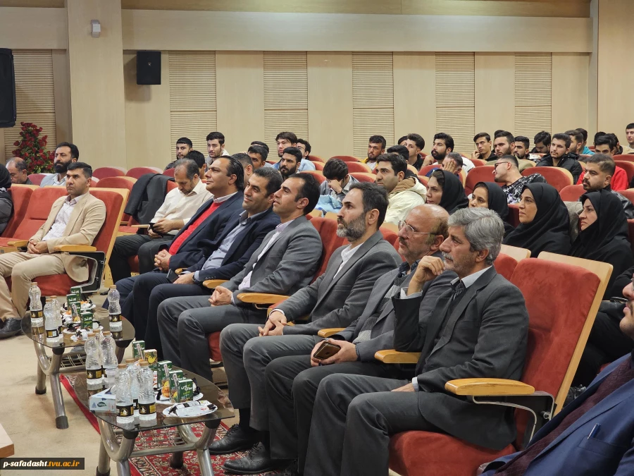 برگزاری مراسم هفته پژوهش و تقدیر از پژوهشگران برتر دانشکده صفادشت (کشاورزی - تربیت بدنی) 3