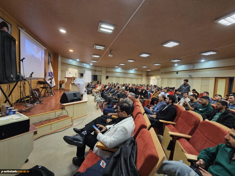 برگزاری مراسم هفته پژوهش و تقدیر از پژوهشگران برتر دانشکده صفادشت (کشاورزی - تربیت بدنی) 4