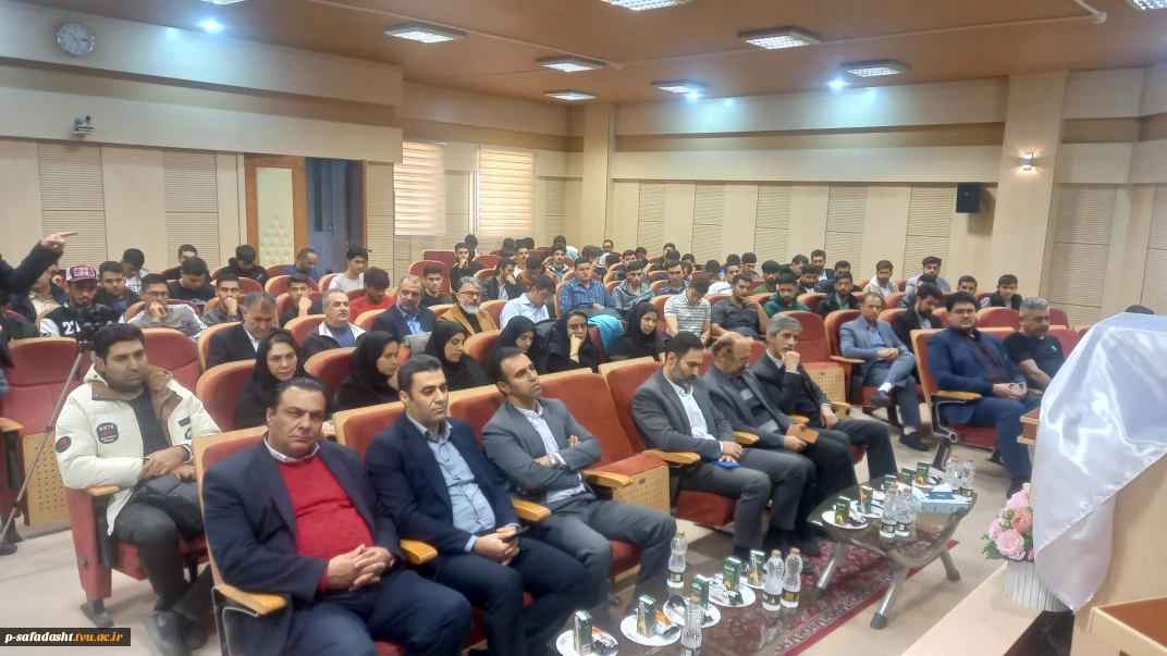 برگزاری مراسم هفته پژوهش و تقدیر از پژوهشگران برتر دانشکده صفادشت (کشاورزی - تربیت بدنی)