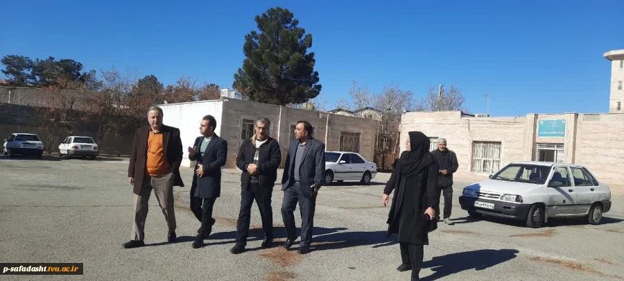 بازدید جناب آقای دکتر کلباسی معاون محترم آموزشی دانشگاه ملی مهارت و هیات همراه از دانشکده ملی مهارت صفادشت (کشاورزی-تربیت بدنی)
 4