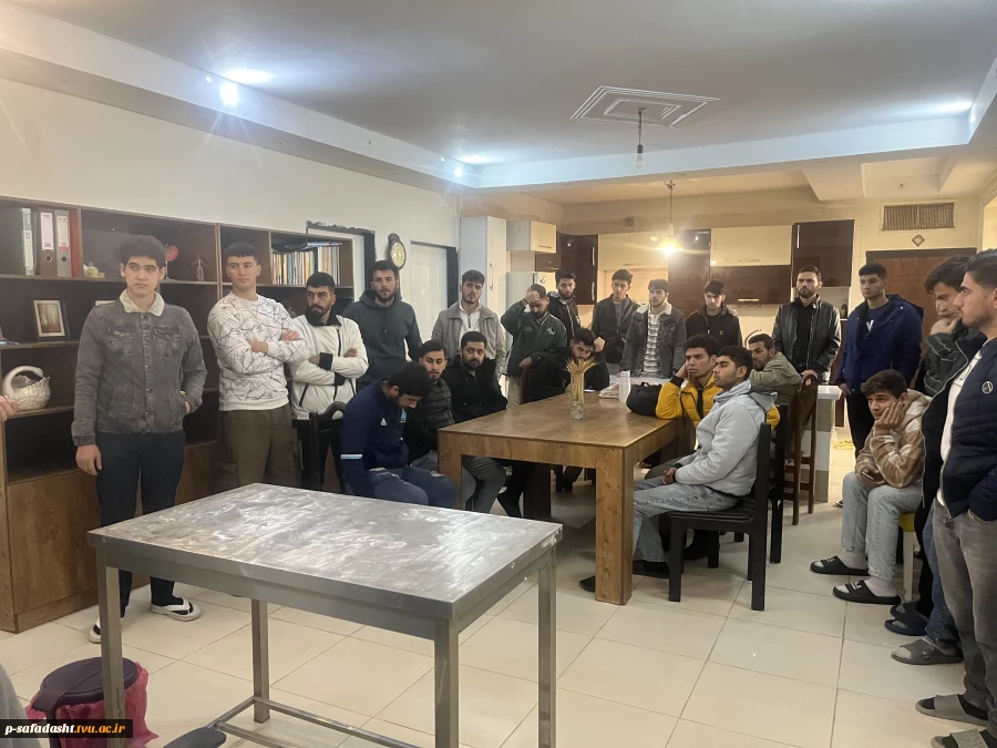 دوره عملی آموزش واکسیناسیون و تزریقات در دام های کوچک در دانشکده صفادشت برگزار شد 2