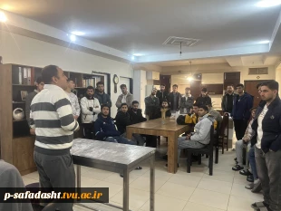 دوره عملی آموزش واکسیناسیون و تزریقات در دام های کوچک در دانشکده صفادشت برگزار شد 3