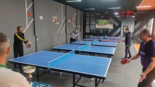 درخشش همکاران دانشکده صفادشت(کشاورزی-تربیت بدنی) در مسابقات ورزشی اساتید و کارکنان دانشگاه ملی مهارت استان تهران به مناسبت ایام الله دهه فجر 9