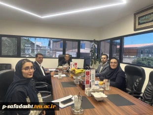 بازدید جناب آقای مهندس قنبری ریاست محترم دانشکده ملی مهارت صفادشت از گروه صنعتی لیفتراک فابکو 4