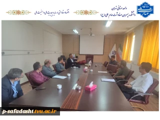بازدید شرکت کننده گان در مناقصه و برگزاری جلسه توجیهی پروژه تکمیل ساختمان خوابگاه پسران آموزشکده ملی مهارت صفادشت امام علی (ع)