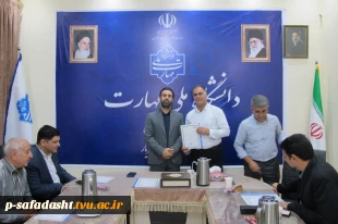 برگزاری آیین تقدیر و تجلیل از خانواده‌های شهدا، جانبازان و ایثارگران در آموزشکده پسران صفادشت 10