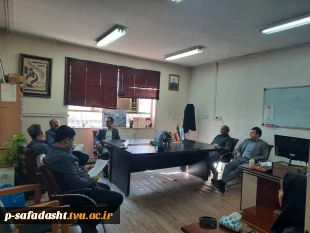 برگزاری مراسم حافظ‌خوانی در آموزشکده ملی مهارت پسران صفادشت 4